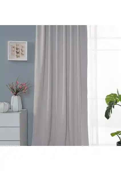 Miabella Home ve Taç Blackout Perde Karşılaştırması: Özellikler ve Kullanıcı Yorumları