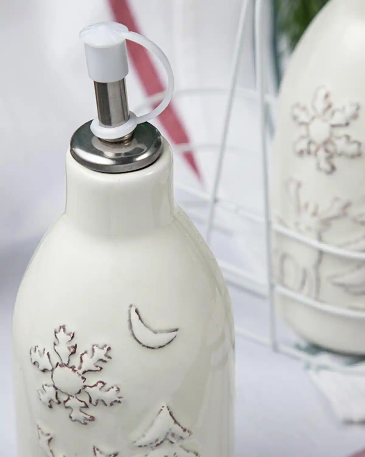 Mutfak Şıklığını Artıran Cam Yağlık ve Sirkelik Seçenekleri ve Dekorasyon İpuçları