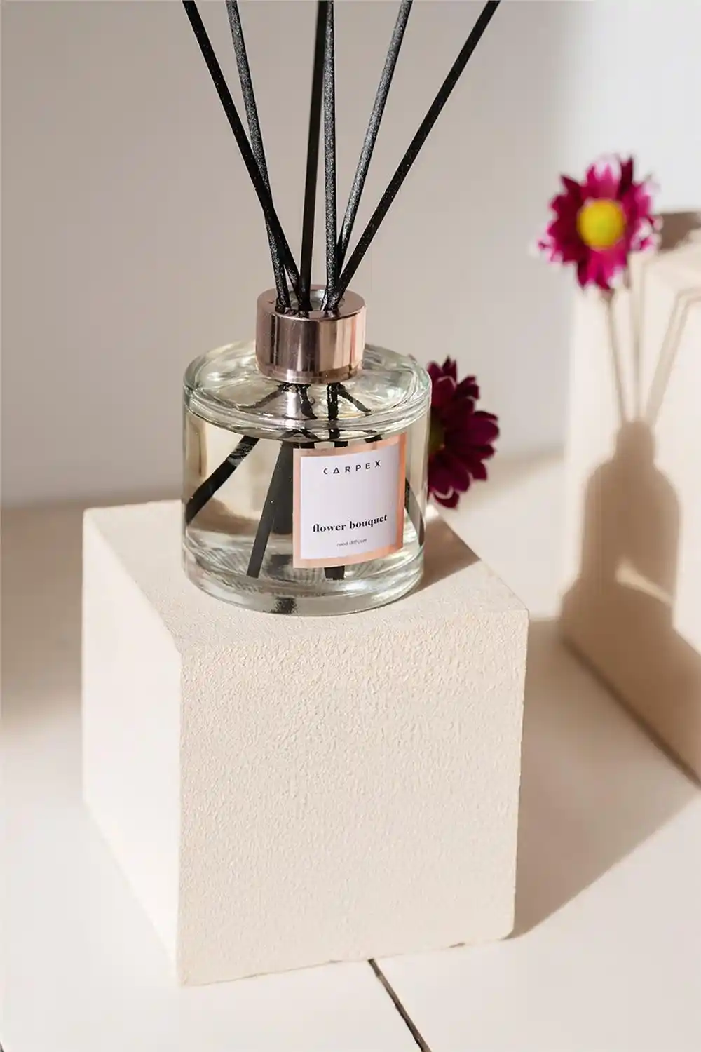 Oda Kokusu İçin Çiçek Buketi Seçenekleri ve Dekorasyonda Kullanım İpuçları