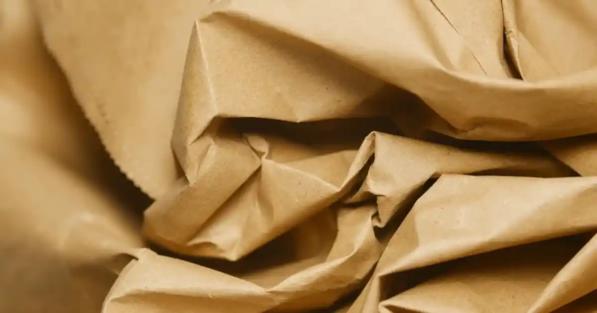 Porselen Duvar Tabağı Dekorasyonu: Zarafet ve İşlevselliğin Modern Buluşması