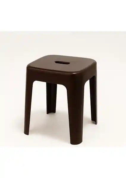 Saban Tabure: Dayanıklı ve Çok Yönlü Oturma Çözümü İçin Pratik Tasarım Özellikleri