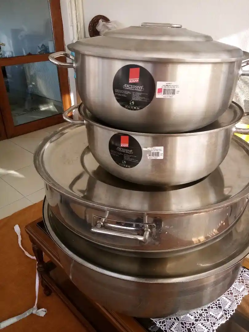 Sanayi Tipi Tencerelerle Modern ve Estetik Mutfak Dekorasyonu Rehberi