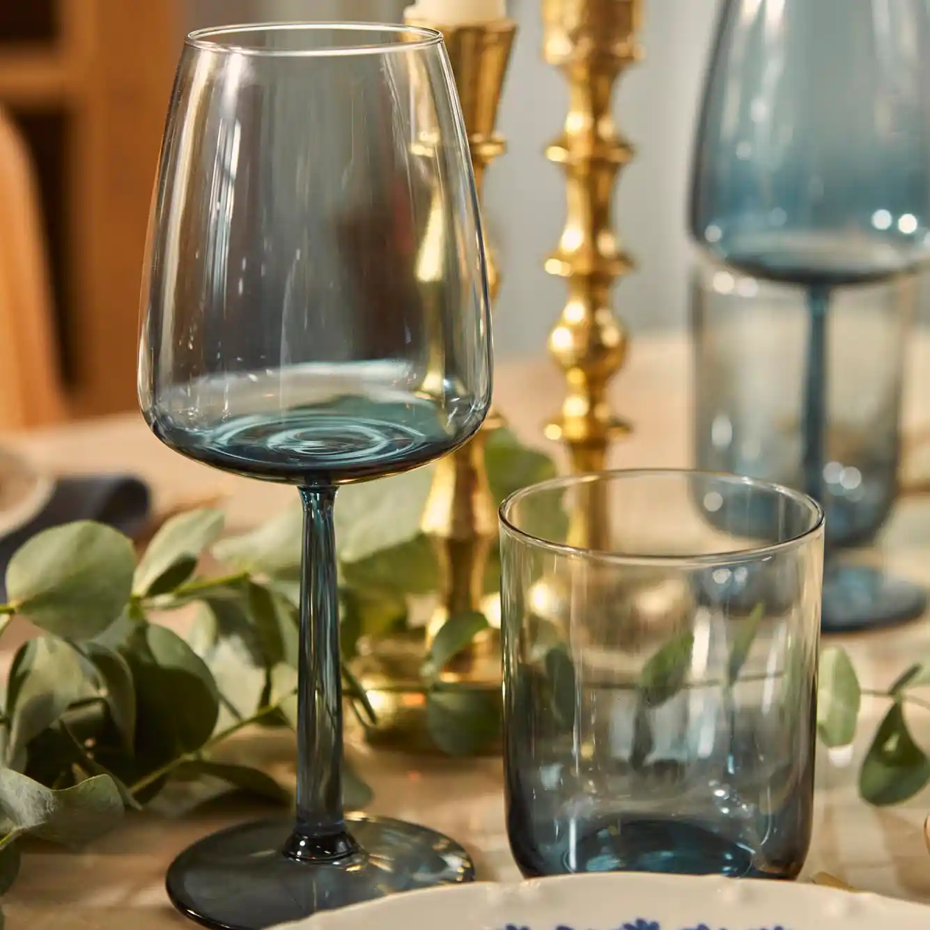 Şık ve Zarif Kadeh Setleri ile Sofranızı Güzelleştirmenin Yolları