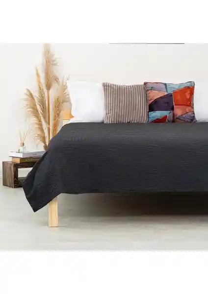 Soley Jazzy Çift Kişilik Çok Amaçlı Modern Yatak Örtüsü ve Dekoratif Çözüm