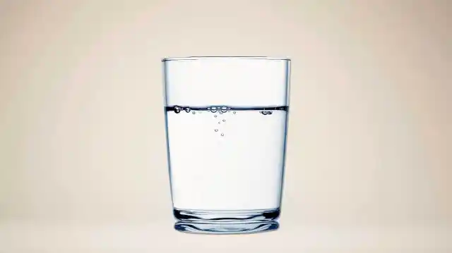 Su Bardağını Dekorasyonun Vazgeçilmez Parçası Haline Getirme Yöntemleri