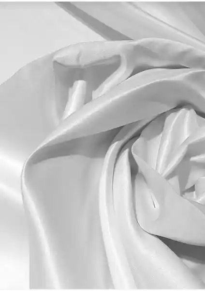 Taç Saten Güneşlik Perde: Estetik ve Dayanıklı Güneş Koruyucu Perde Çözümü