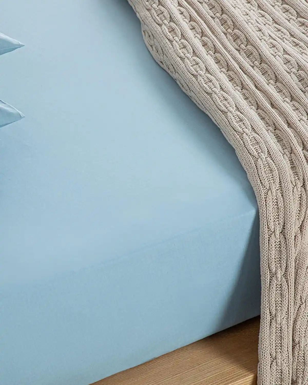 Tek Kişilik İngiliz Tarzı Çarşaflar ile Dekorasyonda Şıklık ve Konfor Sağlama