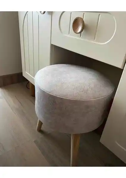 Yade Home Puf: Dayanıklı ve Şık Modern Tasarımlı Çok Yönlü Mobilya Parçası