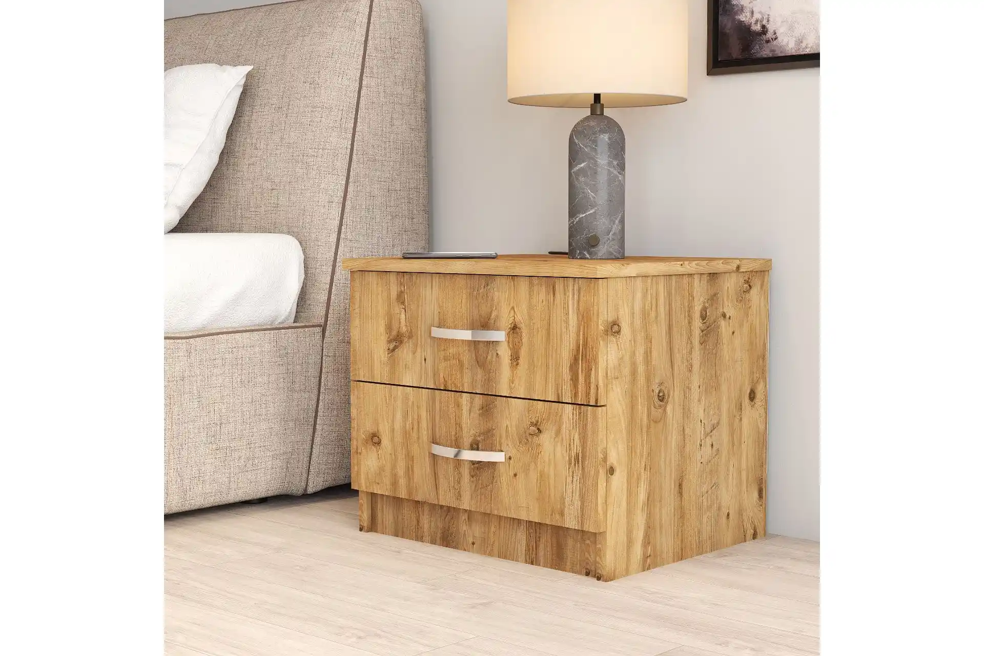 Yatak Odalarınıza Modern ve Şık Cam Komodin Seçenekleri ve Dekorasyon İpuçları