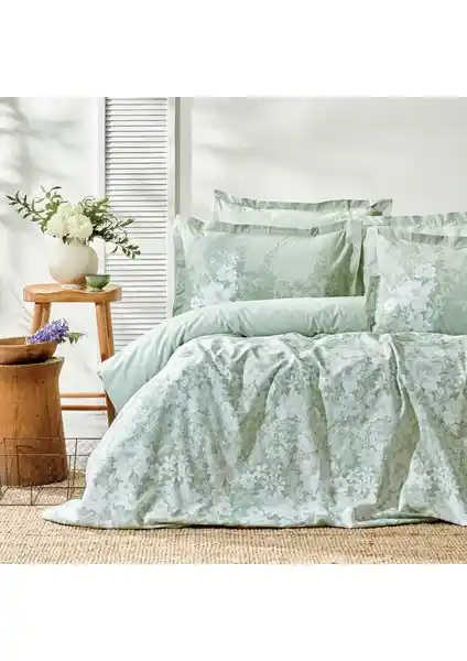 Yataş Bedding Andressa ve Aster Nevresim Takımları Karşılaştırması ve Özellikleri