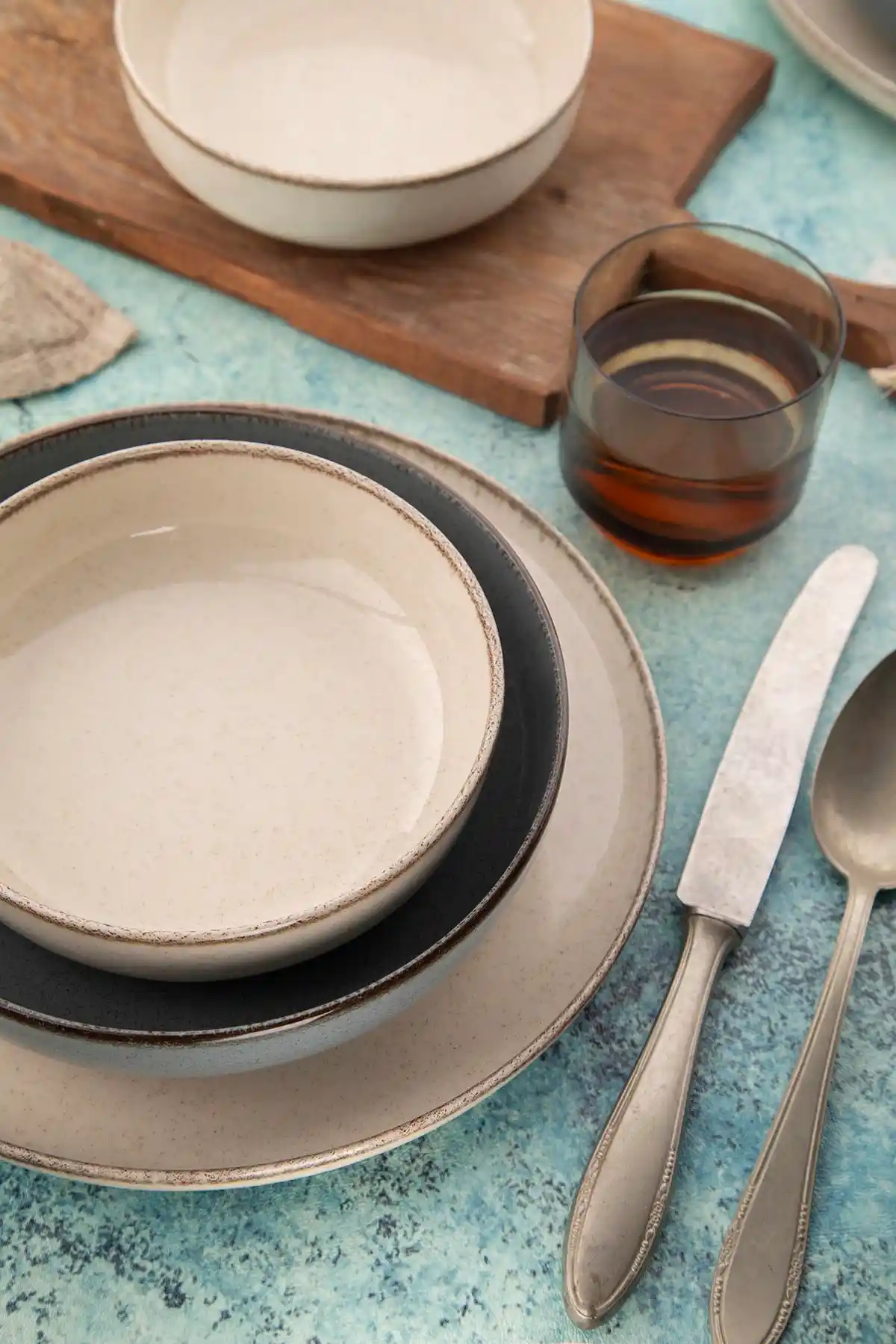 Yemek Takımlarıyla Sofralarınızı Şıklık ve Fonksiyonellik ile Güzelleştirin