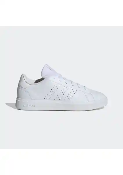 adidas Advantage Base 2.0 ve adidas Hoops 3.0 Kadın Spor Ayakkabıları Karşılaştırması
