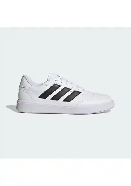 Adidas Courtblock ve Urban Court Ayakkabıları Karşılaştırması: Stil ve Konfor Analizi