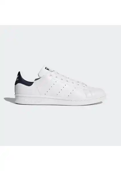 adidas Originals Stan Smith ve URBAN COURT Ayakkabıları Karşılaştırması: Hangi Model Sizin İçin Uygun