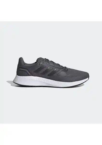 adidas Performans FY8741 ve Nike Defyallday Koşu ve Günlük Kullanım Ayakkabısı Karşılaştırması