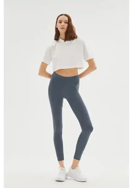 Hummel Alcott ve Jerf Gela Yüksek Bel Kadın Spor Taytları Karşılaştırması