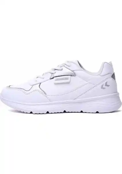 Hummel Neoka ve Jump 16308 Kadın Spor Ayakkabıları Karşılaştırması ve Özellikleri