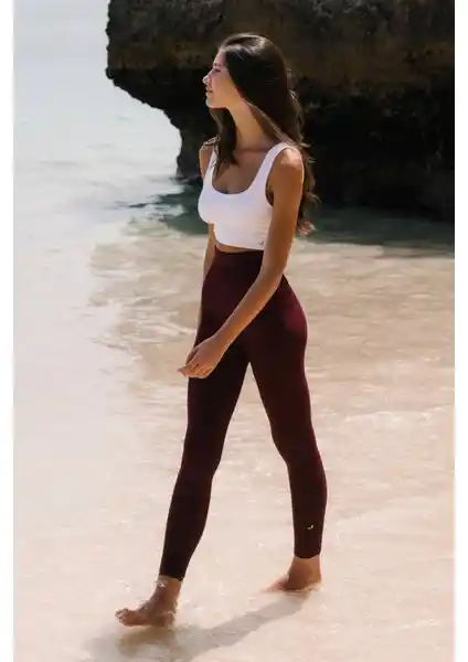Jerf Gela ve Slazenger KIMBALL KTN Yüksek Bel Spor Taytlarının Karşılaştırması