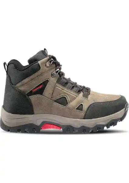 Kadın Outdoor Botları Karşılaştırması: Slazenger HABIB ve The North Face Modelleri