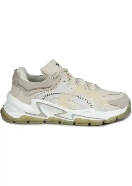 Kadın Sneaker Karşılaştırması: Jump 29096 ve Jump 29780 Modaya Uygun ve Konforlu Seçenekler