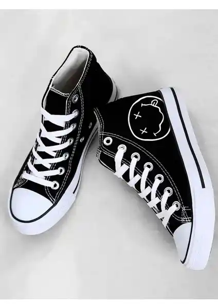 Lideral Günlük Keten Rahat Bilekli Siyah Uzun Convers ve Unisex Siyah Beyaz Spor Ayakkabı Karşılaştırması