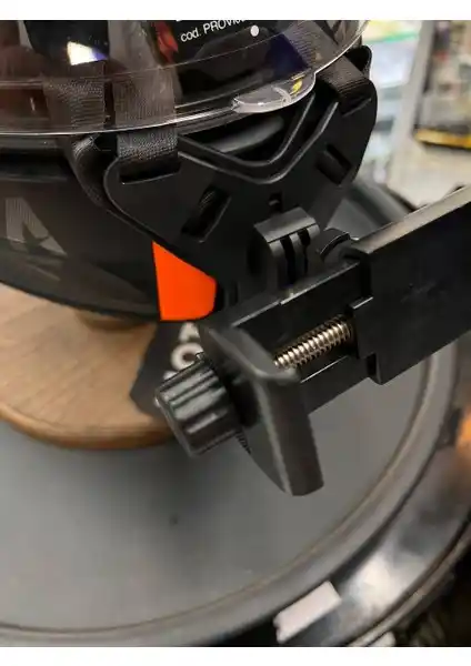 Motobros Kask Çene Bağlantılı Telefon Tutucu: Güvenli ve Pratik Sürüş Aksesuarı