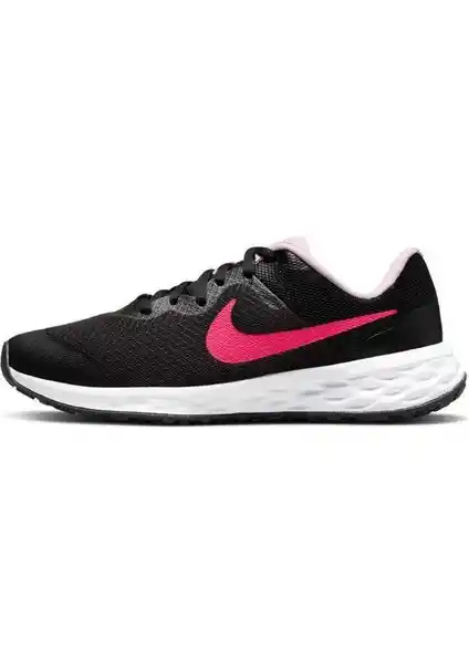 Nike DD1096-007 Revolution 6 ve Puma Anzarun Lite Kadın Spor Ayakkabısı Karşılaştırması