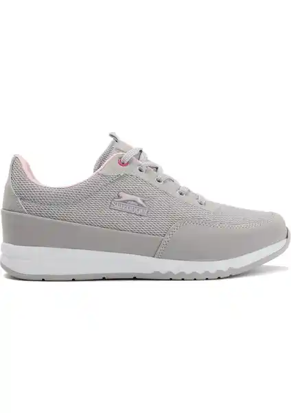 Slazenger ANGLE I ve PERA Kadın Sneaker Karşılaştırması: Özellikler ve Kullanıcı Yorumları