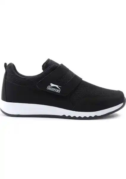 Slazenger kadın sneaker modelleri karşılaştırması: konfor, tasarım ve özellikler