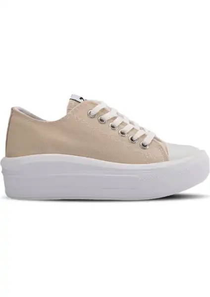 Slazenger SUN ve SUPER I Kadın Sneaker Karşılaştırması: Hangi Model Sizin İçin Uygun