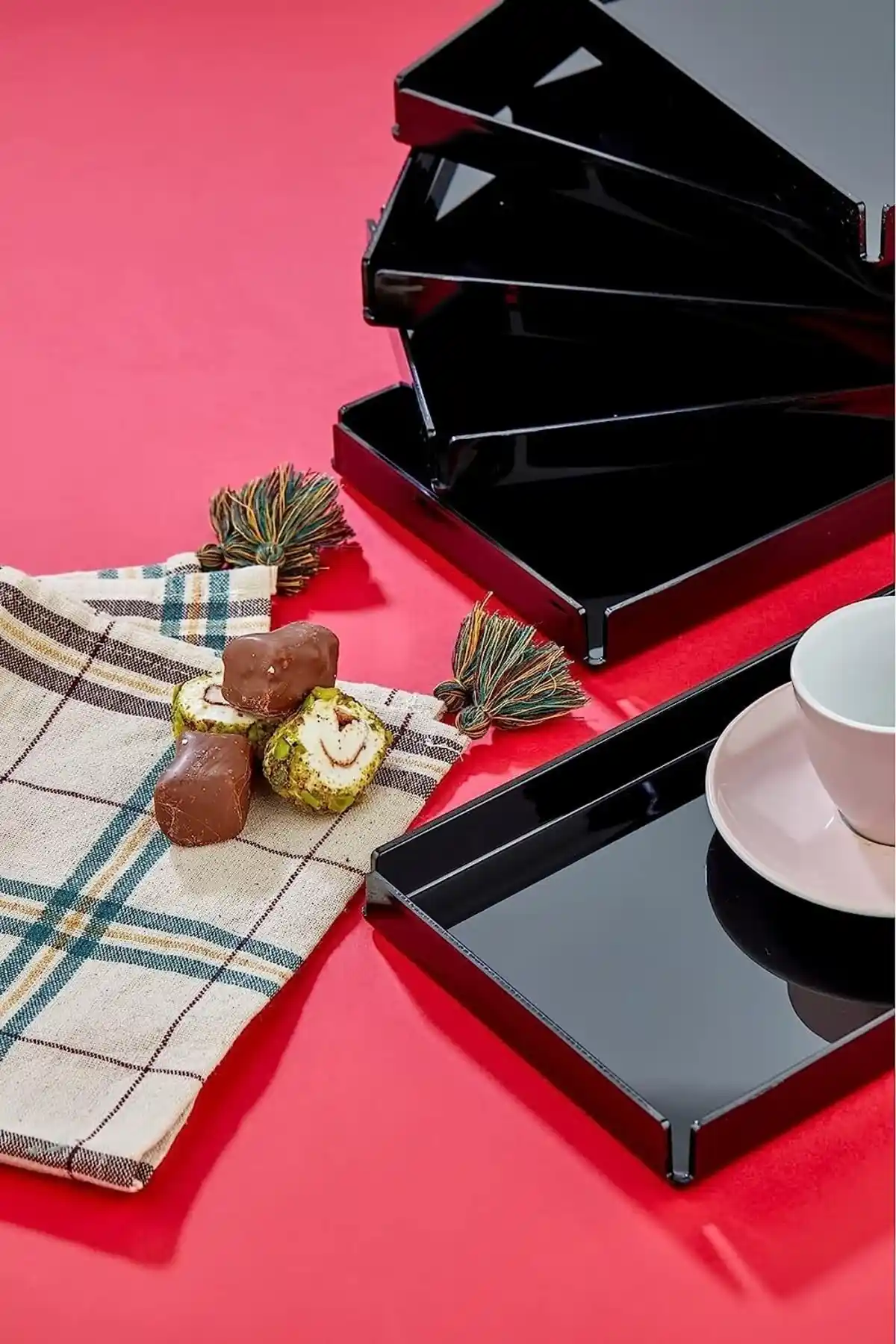 ASlife Home 6’lı Akrilik Kristal Görünümlü Sunum Tepsisi Seti – Dekoratif ve Dayanıklı