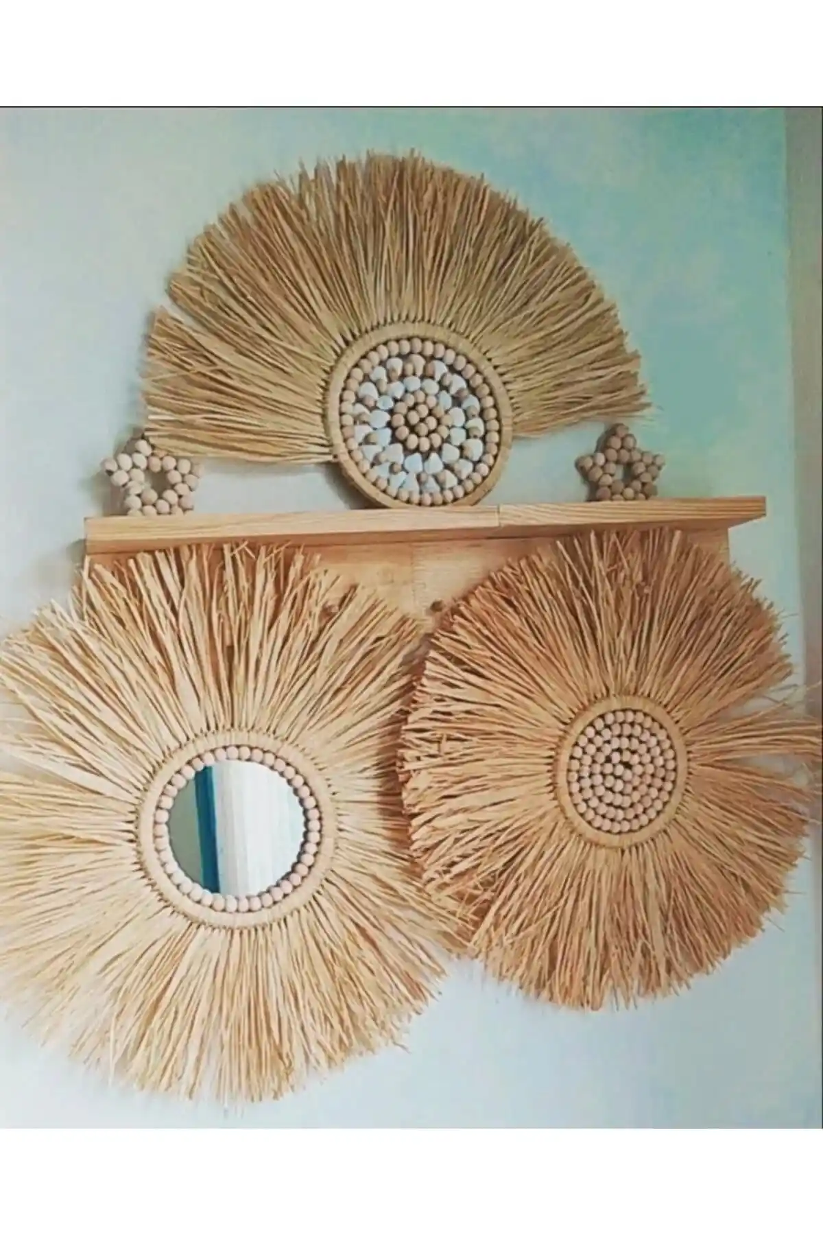 El Yapımı Bohem Hasır Üçlü Duvar Aksesuarı Seti: Doğal Malzeme ile Sıcak İç Mekan Dekoru
