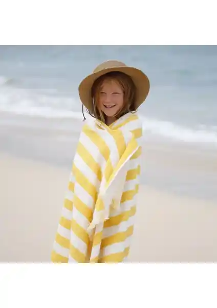 Çocuklar İçin En İyi Plaj Havlusu Karşılaştırması: Geri Dönüşümlü ve Pamuklu Seçenekler