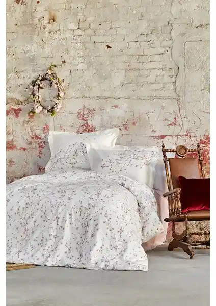 Karaca Home Nevresim Takımları Karşılaştırması: Annata Somon ve Neos Pudra Modelleri