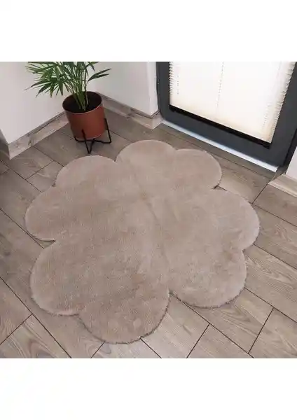 Lagom Life Peluş Halı Karşılaştırması: Yumuşak ve Şık Ev Dekorasyonu Seçenekleri