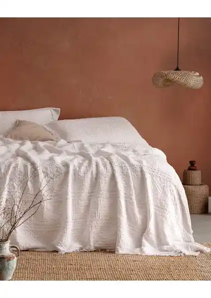 Madame Coco Ethnique ve Maryon Tek Kişilik Yatak Örtüsü Karşılaştırması