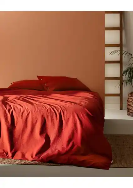 Madame Coco Linda ve Suivre Çift Kişilik Nevresim Takımları Karşılaştırması