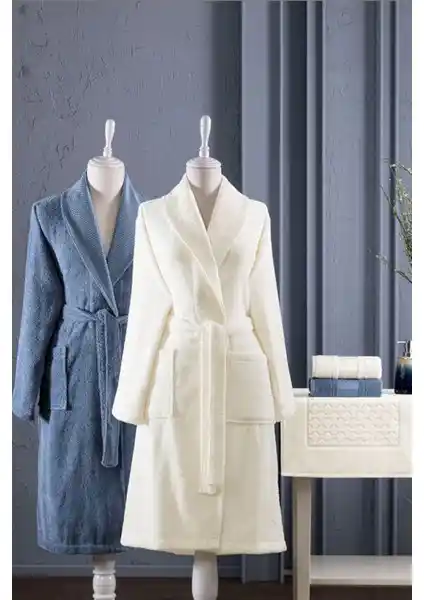 Özdilek Blossom ve Özdilek Point Happy Bornoz Setleri Karşılaştırması ve Seçim Rehberi