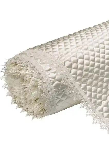 Alper Başhelvacı Vintage Sınırlı Üretim Saten Raf Örtüsü: Şıklık ve Dayanıklılık Bir Arada