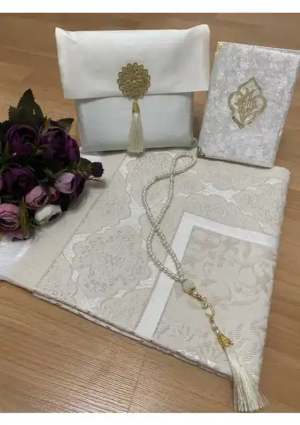 Ayhanhome Şantuk Çantalı Hediyelik Seccade Seti: Zarif ve Fonksiyonel Dini Hediye Alternatifi