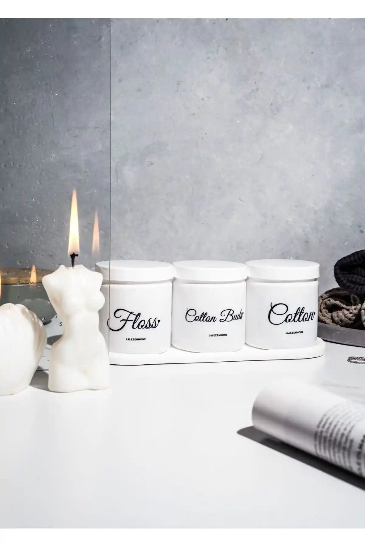 Banyo Düzeninizi Sağlayan Cam Stantlı Beyaz Organizer Ürünü Türkiye Menşei