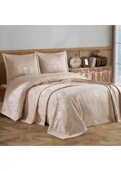 Bir Home Valeron Pano Şönil Çift Kişilik Yatak Örtüsü: Şıklık ve Konforun Buluşması