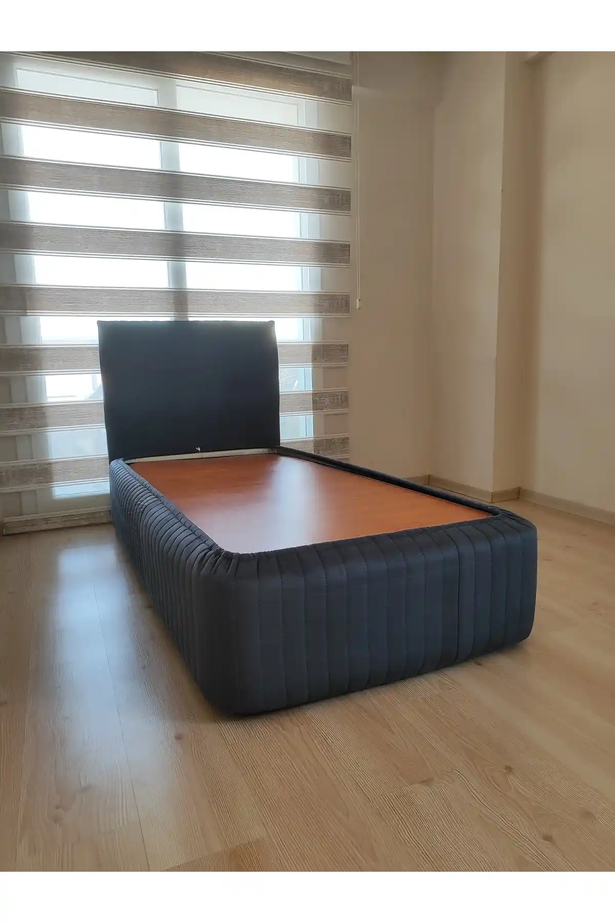 ByDekor Sonne Çift Kişilik Baza ve Başlık Kılıfı Takımı Modern ve Şık Tasarım