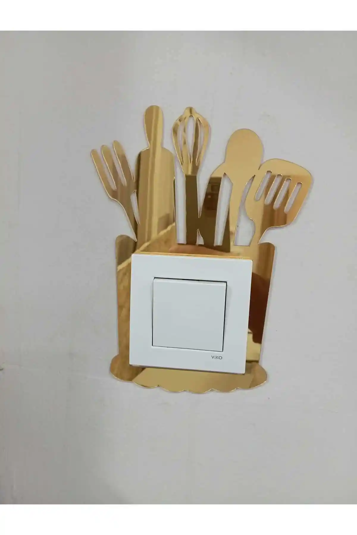 Dekoratif Mutfak Priz Kenarı Süsü: Modern ve Şık Tasarım ile Dekorasyonunuza Renk Katın