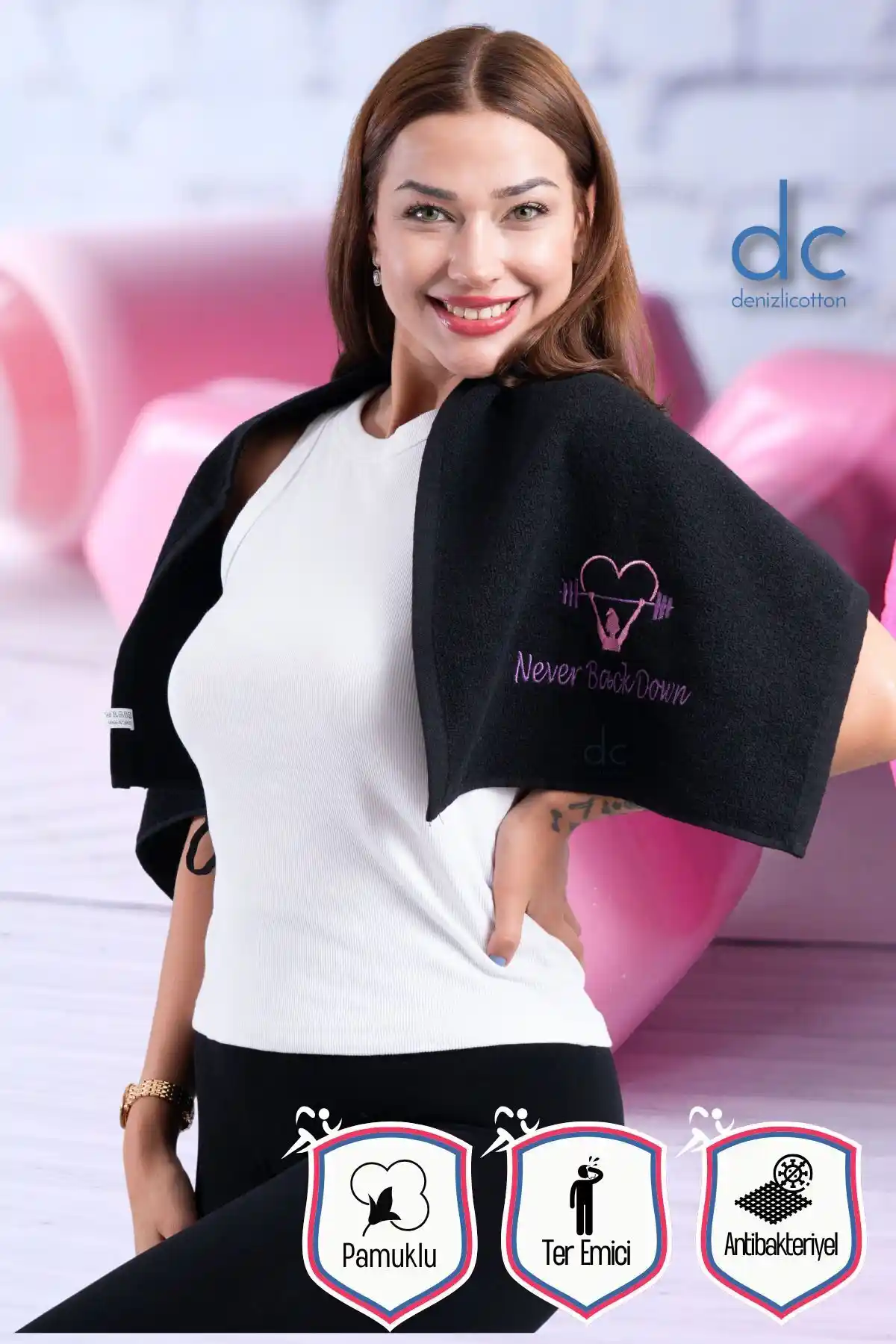 Denizlicotton Nakışlı Sporcu Havlusu: Şık ve Fonksiyonel Pamuklu Spor Aksesuarı