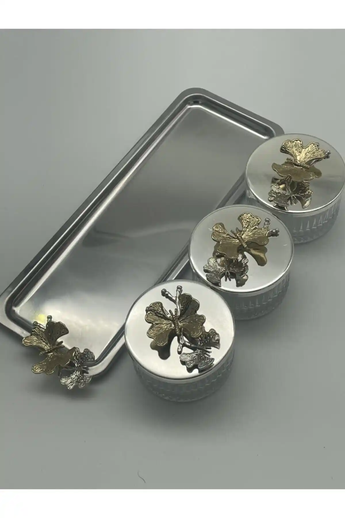 Elysia Serisi Gümüş Renkli Cam Kase ve Tepsi Seti Şık ve Çok Amaçlı Kullanım İmkanıyla