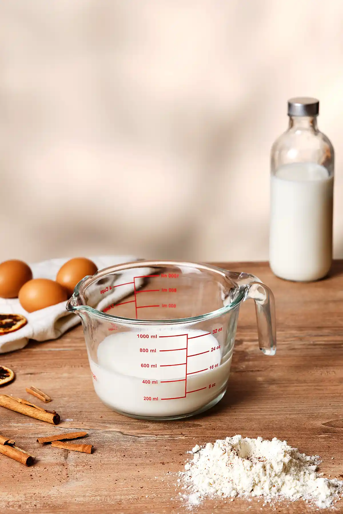 Emsan Iko 1.0 L Borosilikat Cam Ölçü Kabı Pratik ve Şık Mutfak Gereci