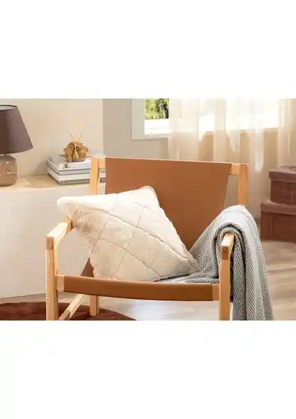 English Home Soft Touch Rabbit Peluş Kırlent Kılıfı Bej Renkli Şık ve Konforlu Dekorasyon Ürünü