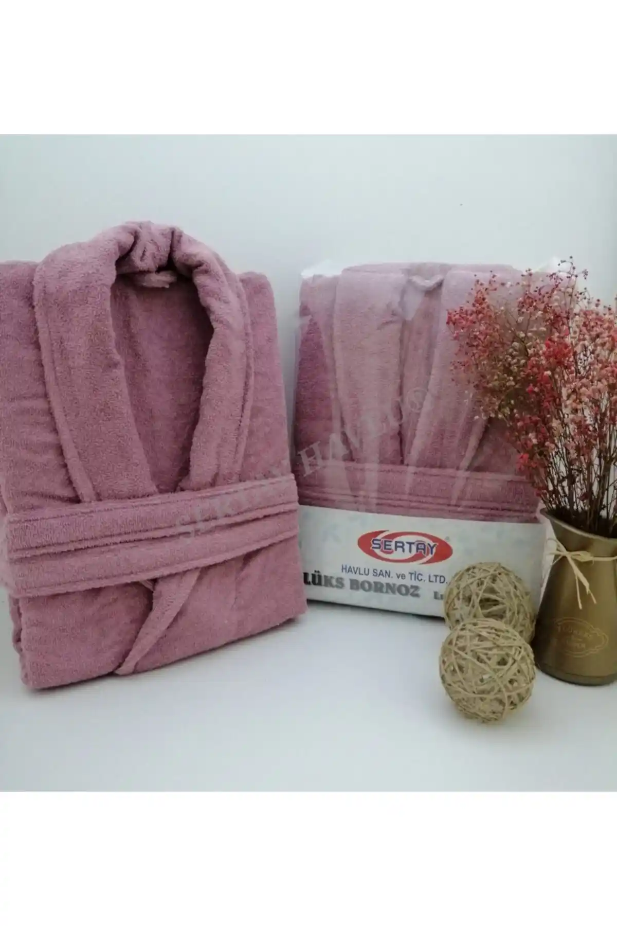 Genel Markalar %100 Pamuk Tek Parça Bornoz Modern Tasarımı ve Kullanım Kolaylığıyla