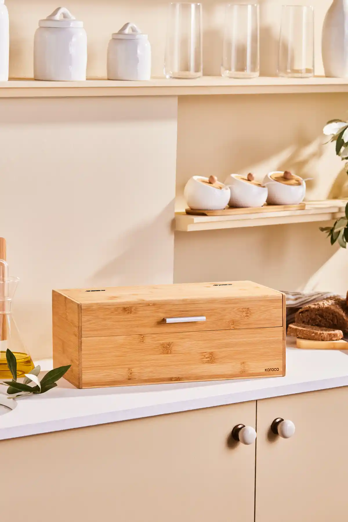Karaca Nord Bamboo Ekmek Kutusu 38 Cm Doğa Dostu ve Şık Tasarımıyla Mutfaklara Estetik Katıyor